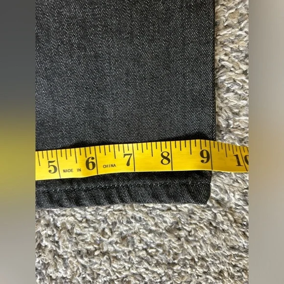 5/$25 Land’s End NWT women’s black wash wide leg denim size 8P - Picture 9 of 9